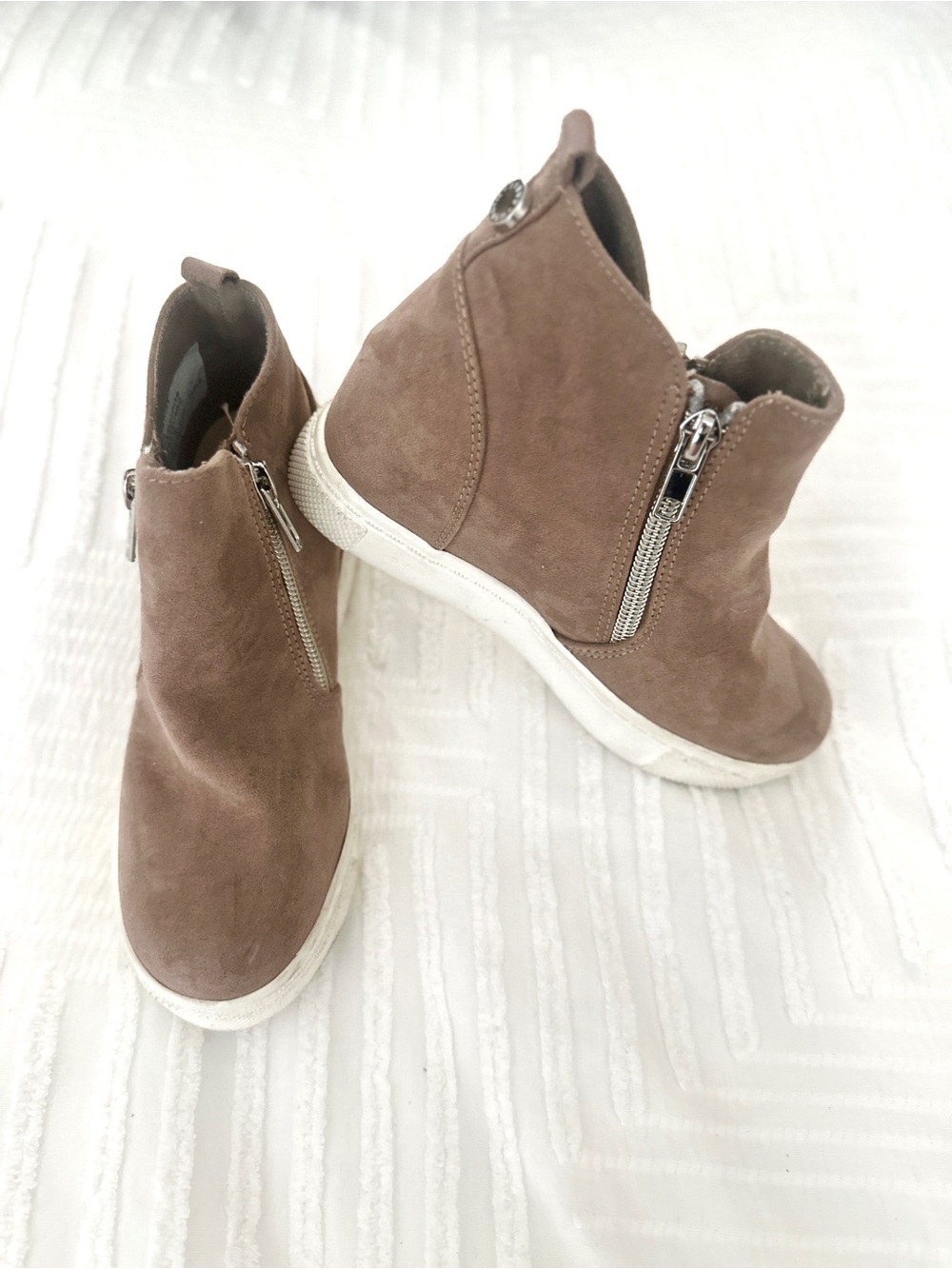 Steve Madden Girls Brown Suede Boots Size 1
